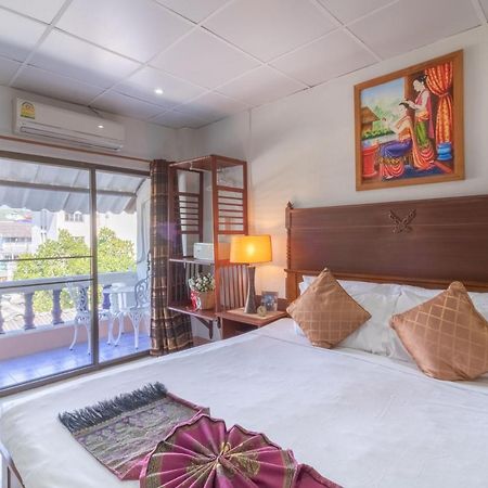 Hotel Rendezvous Oldtown Chiangmai à Chiang Mai Extérieur photo