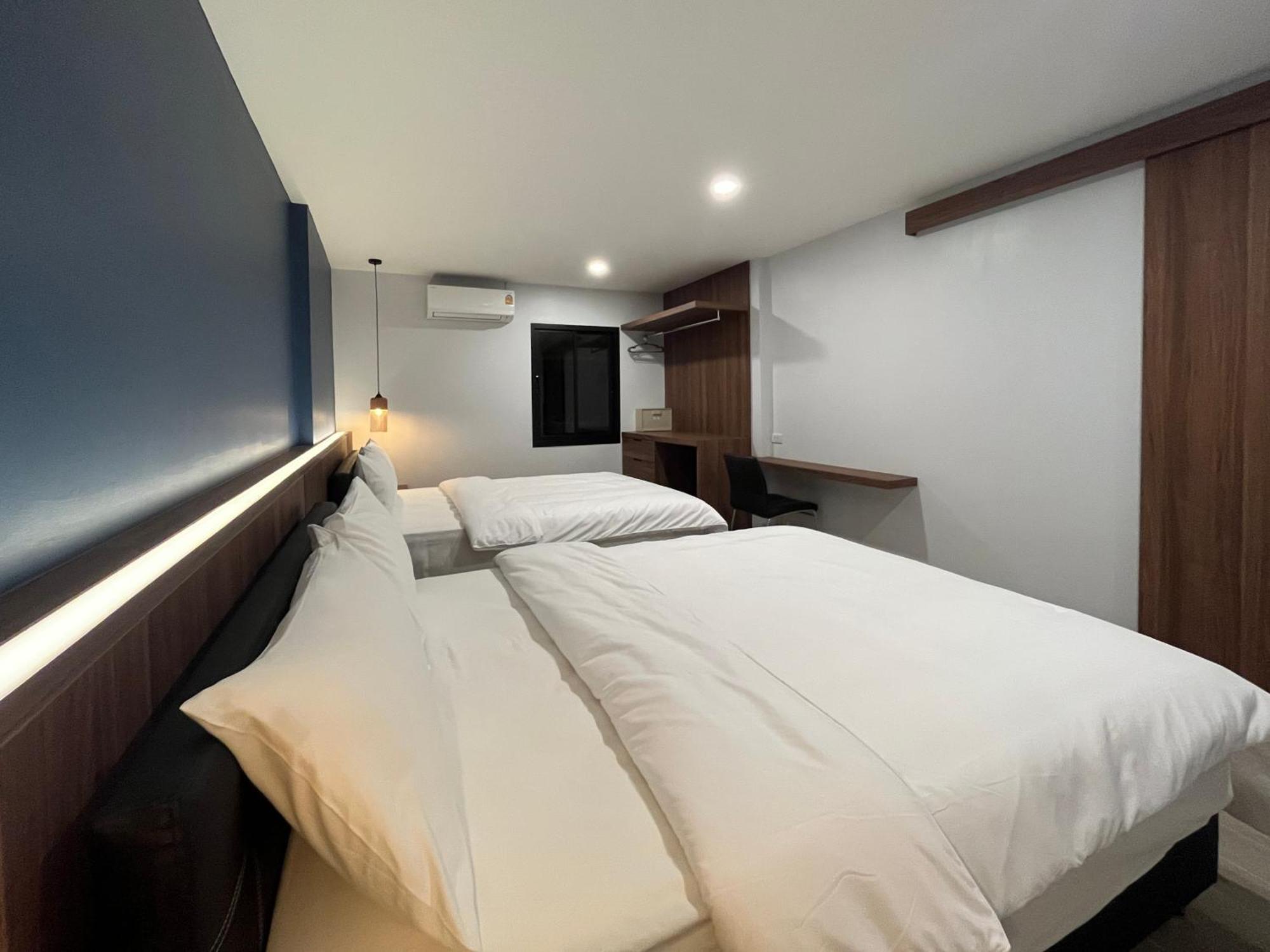 Hotel Rendezvous Oldtown Chiangmai à Chiang Mai Extérieur photo