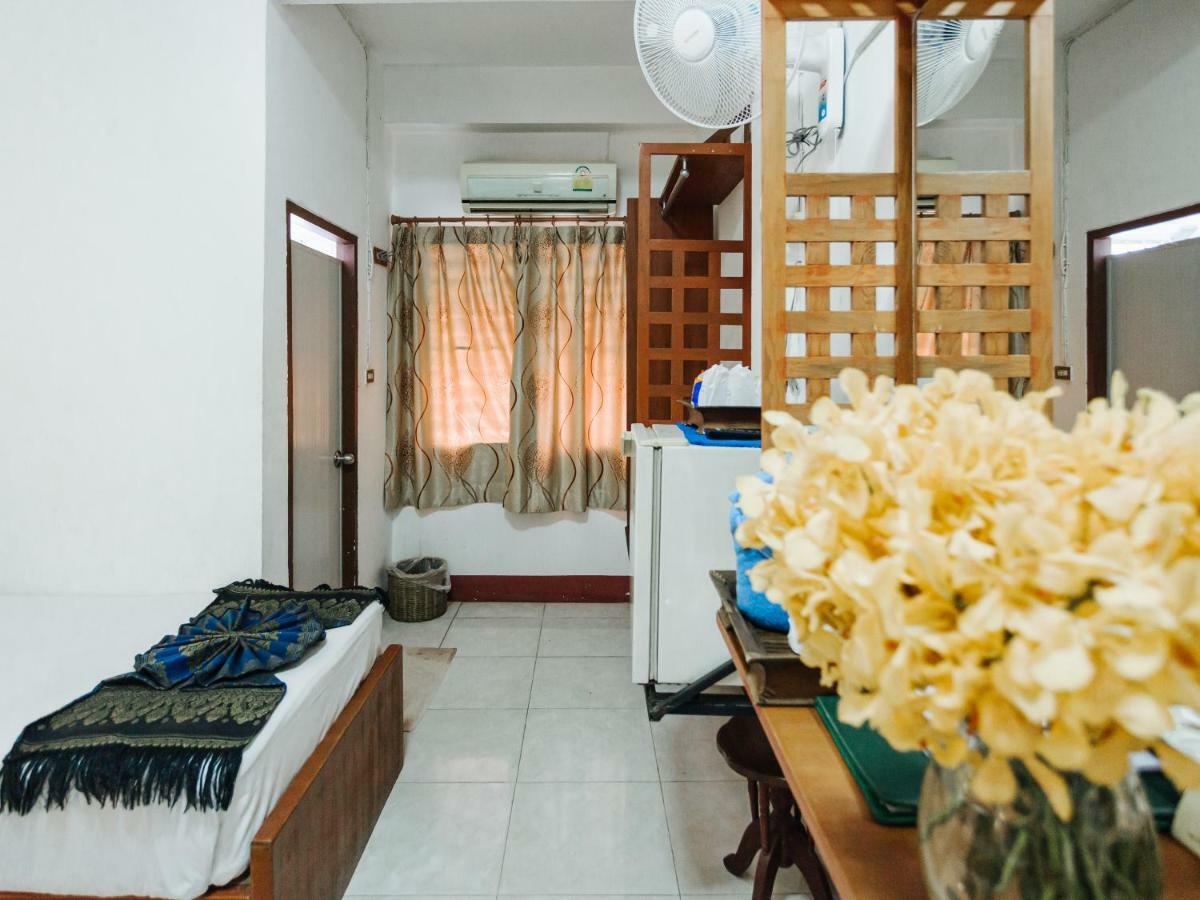 Hotel Rendezvous Oldtown Chiangmai à Chiang Mai Extérieur photo