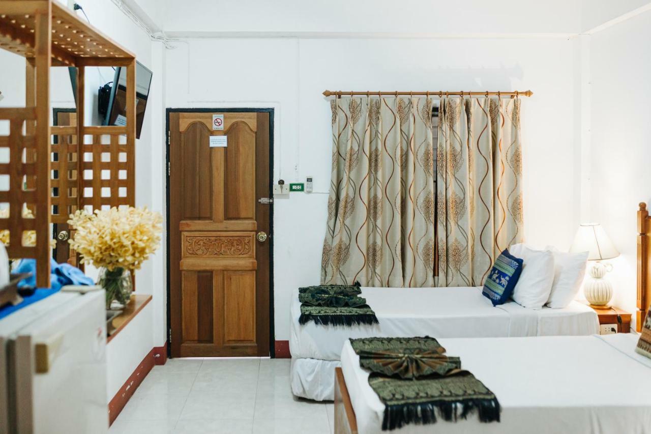 Hotel Rendezvous Oldtown Chiangmai à Chiang Mai Extérieur photo