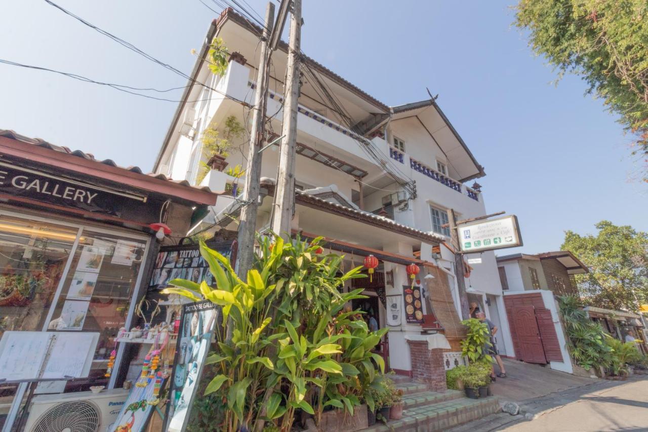 Hotel Rendezvous Oldtown Chiangmai à Chiang Mai Extérieur photo