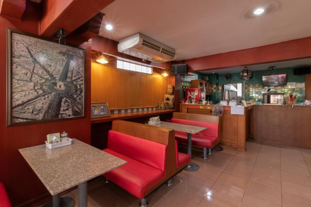 Hotel Rendezvous Oldtown Chiangmai à Chiang Mai Extérieur photo
